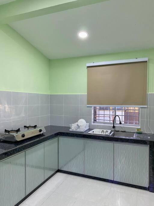 ג'יטרה Sri Aman Homestay מראה חיצוני תמונה